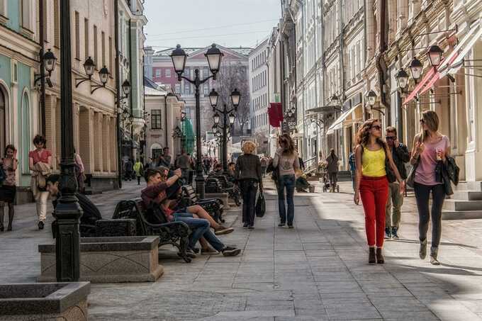 В центре Москвы избили прохожего за то, что он пытался разнять драку